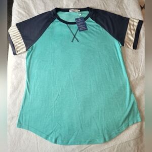 Women's size XL Adibosy t shirt, top